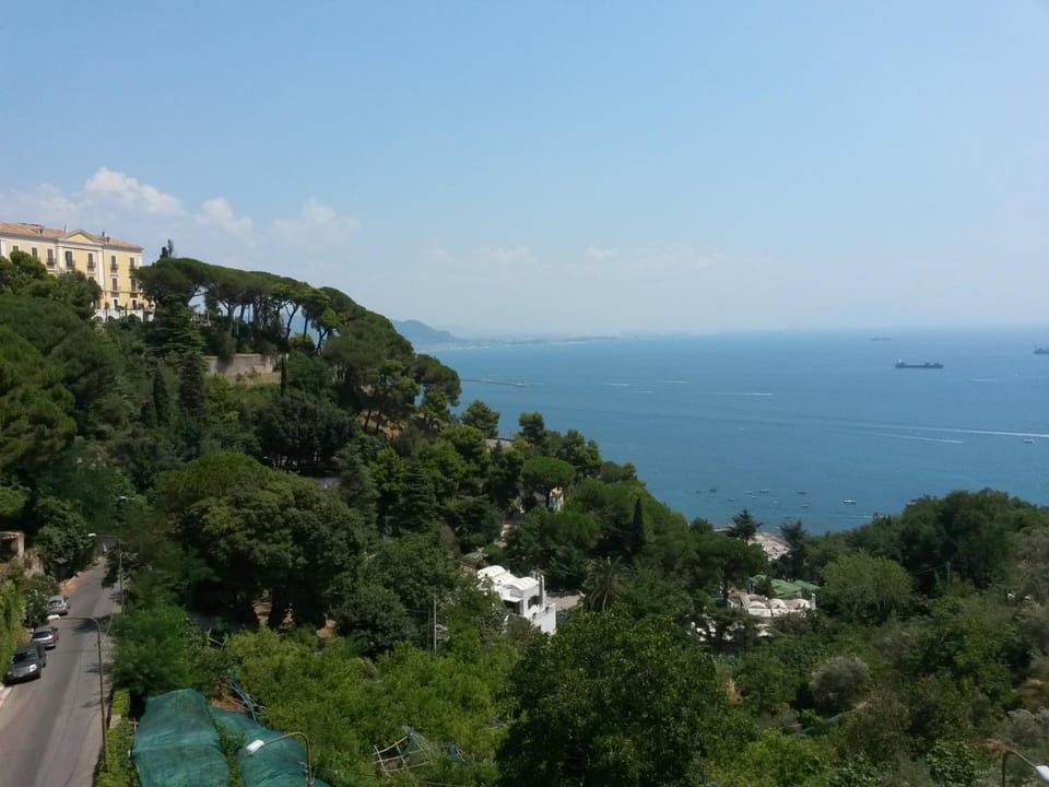 City view, Sea view