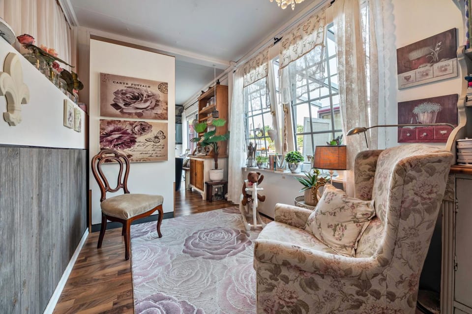 Property building, Living room