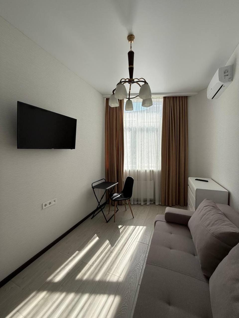 Arcadia Family Apartment 101 Apartment in Odessa
