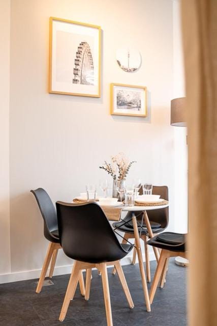 2 Modern city studio for 6 Bogenhausen near Messe Apartment in Munich