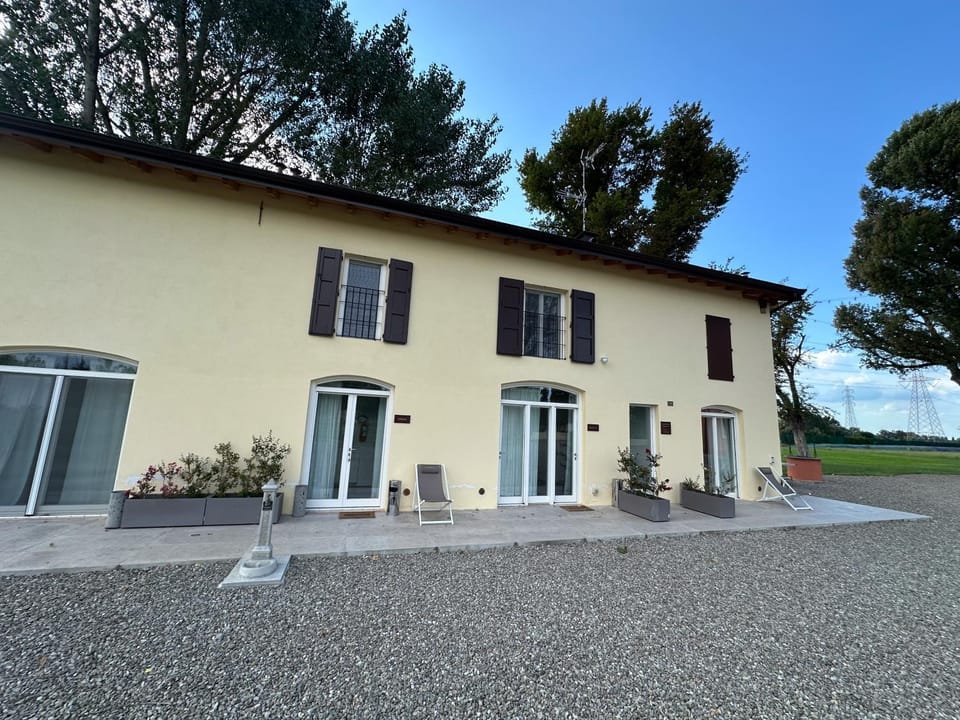 Villa Iris Apartment in Modena