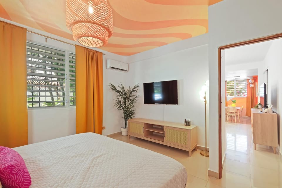 Isla Verde Retreats - 2 Stylish Homes by the Ocean Apartment in Carolina
