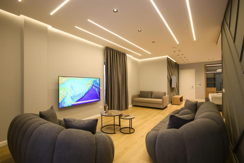 TV and multimedia, Photo of the whole room, Seating area