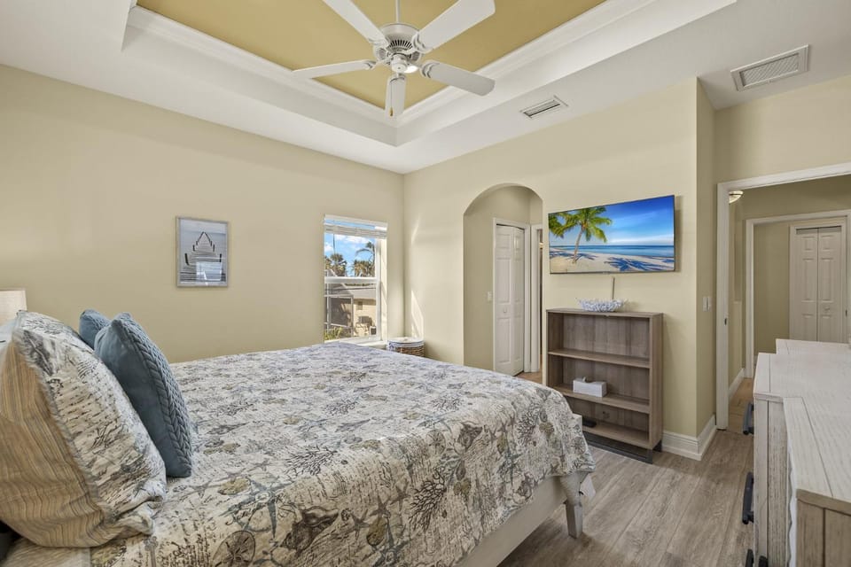 241 Oasis Pearl- 3BR Pool Home! home House in Estero Island