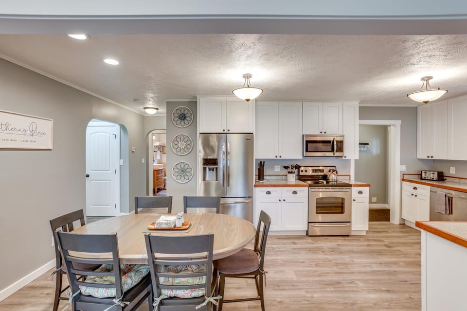 Bring Your Boat! Little Traverse Lake Getaway House in Sleeping Bear Dunes