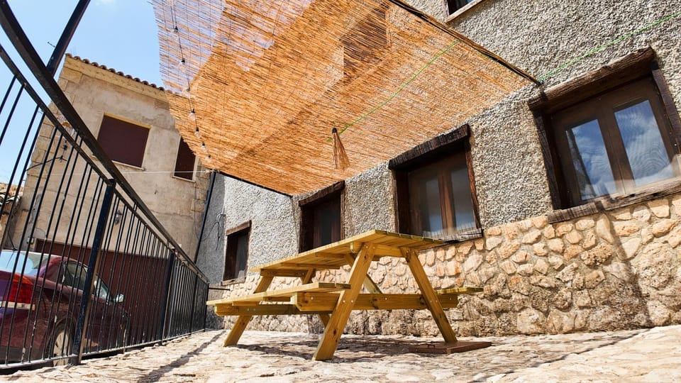 Property building, Patio, Day, Dining area