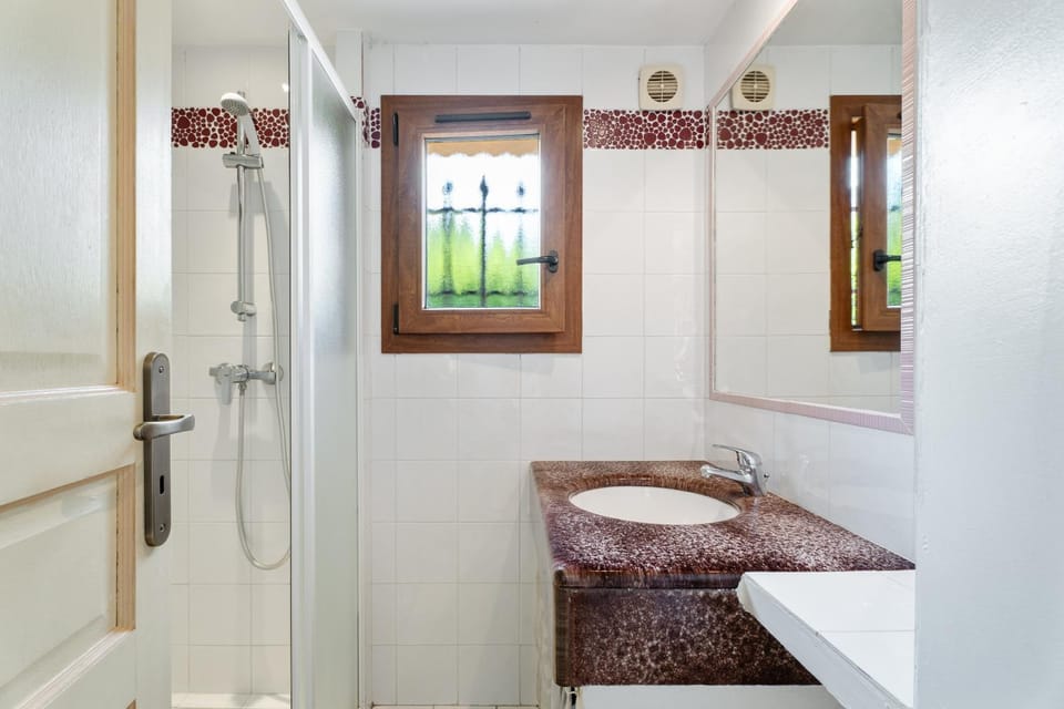 Bathroom, Other