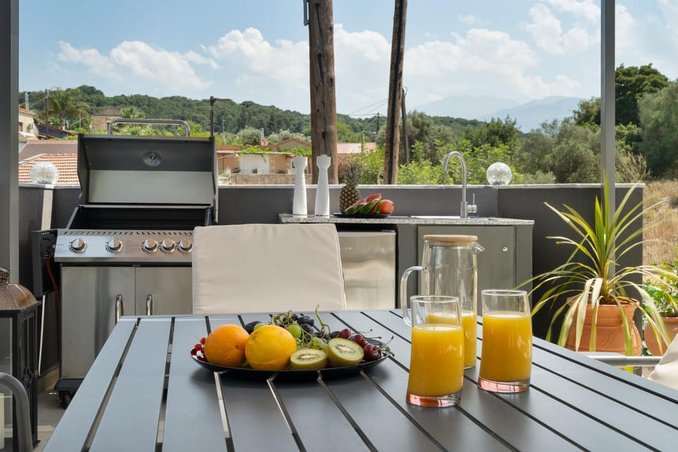 BBQ facilities, Balcony/Terrace