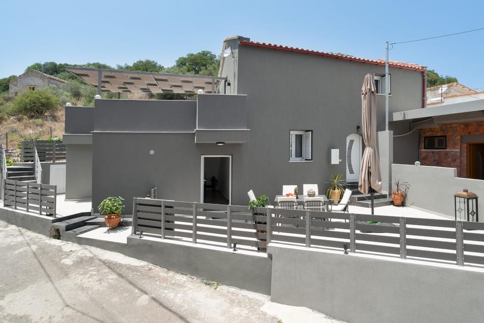 Property building, Patio, Day