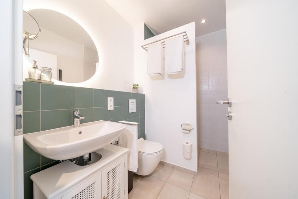 5 Modern city studio for 6 Bogenhausen near Messe Munich Apartment in Munich