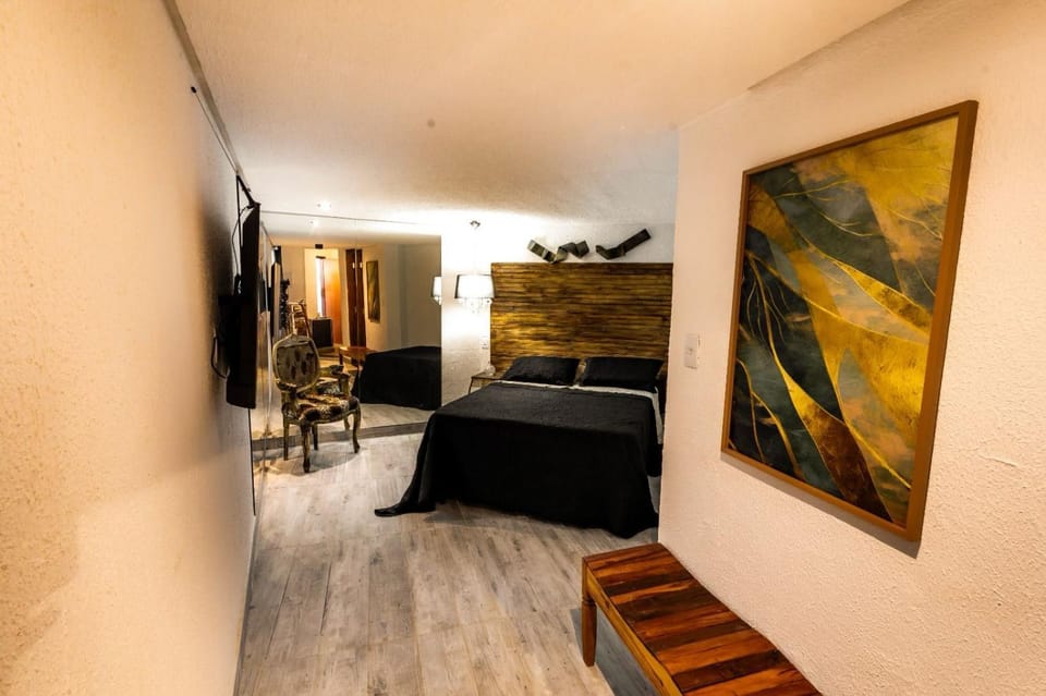 TV and multimedia, Photo of the whole room, Bedroom