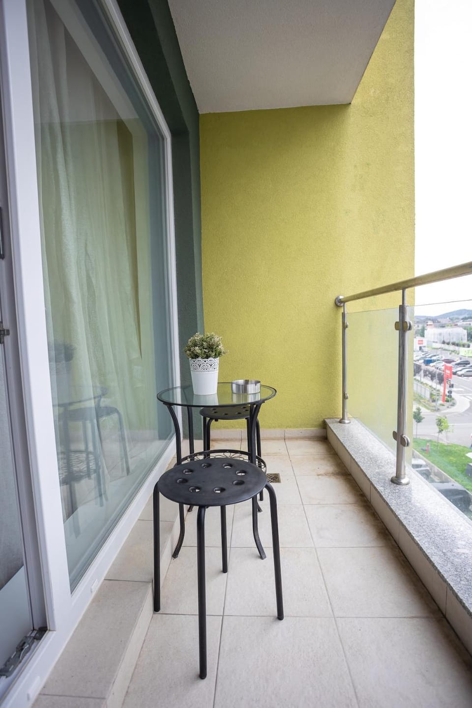 View (from property/room), Balcony/Terrace, Seating area