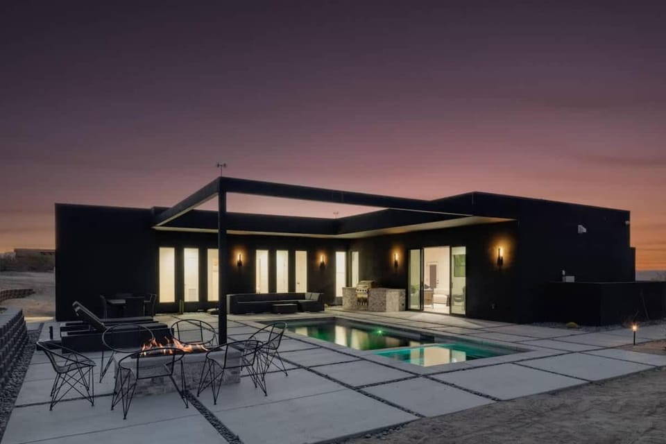 Shadow By The Cohost Company House in Southern California