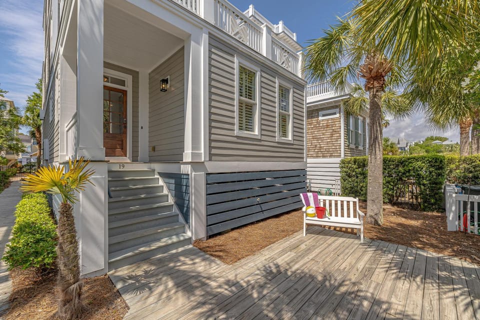 19 Coast - Oleander Cottage House in Saint Simons Island