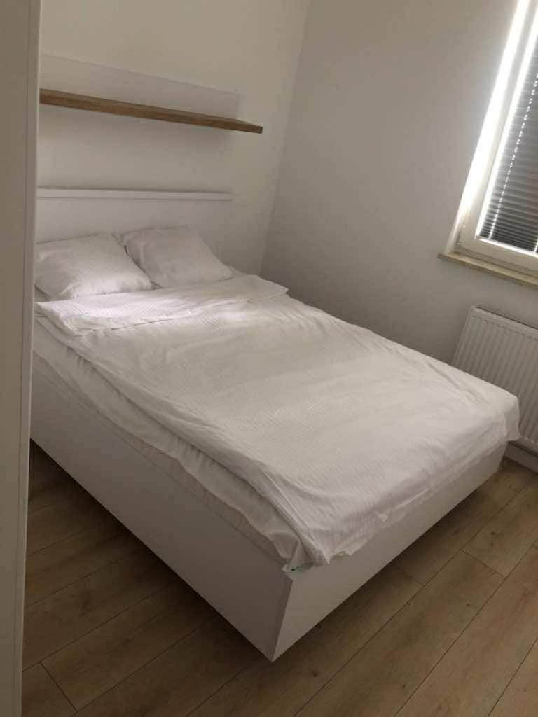 Airport Apartment Okęcie Apartment in Warsaw