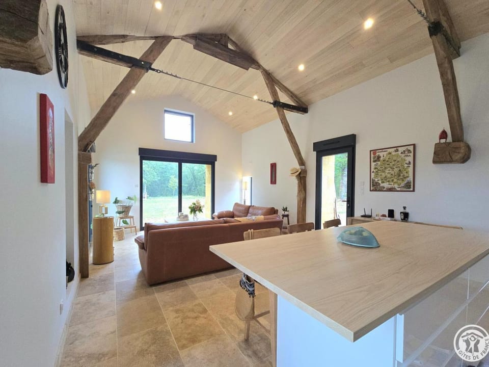 Maison de charme au cœur du Périgord avec piscine privative et parking - FR-1-616-496 House in Nouvelle-Aquitaine