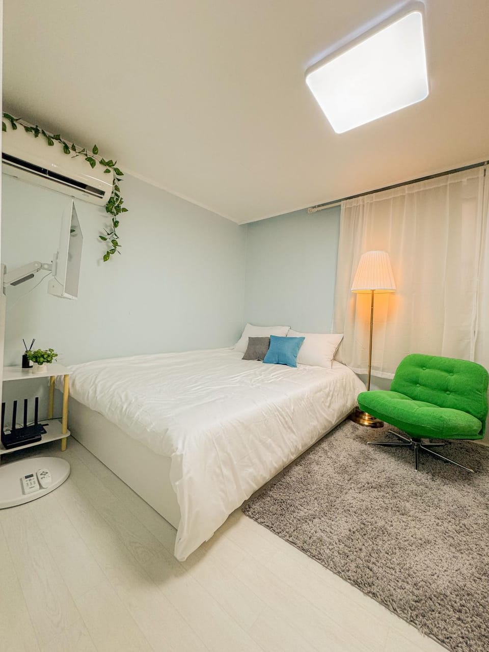 Bed, Bedroom