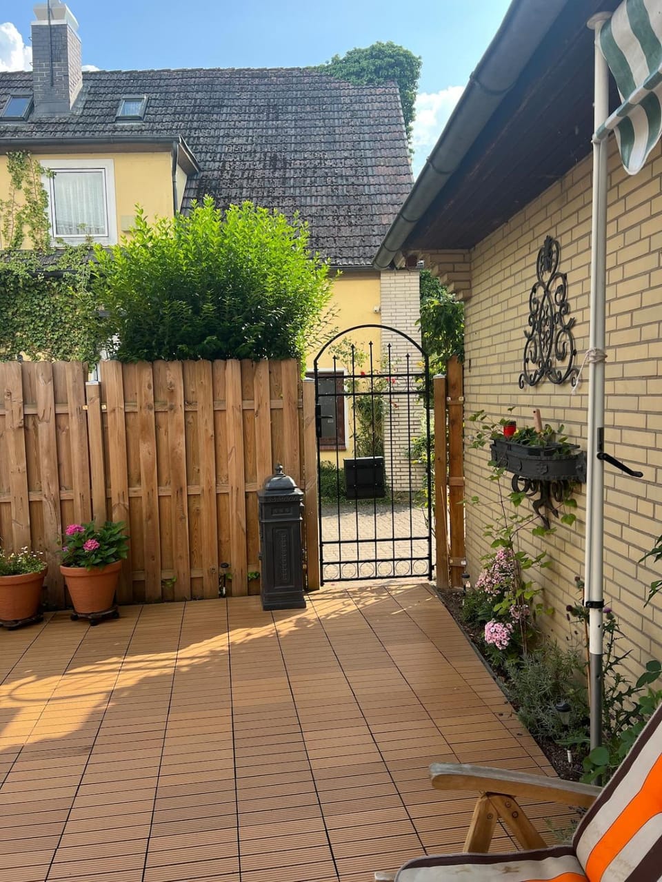Balcony/Terrace, Garden view