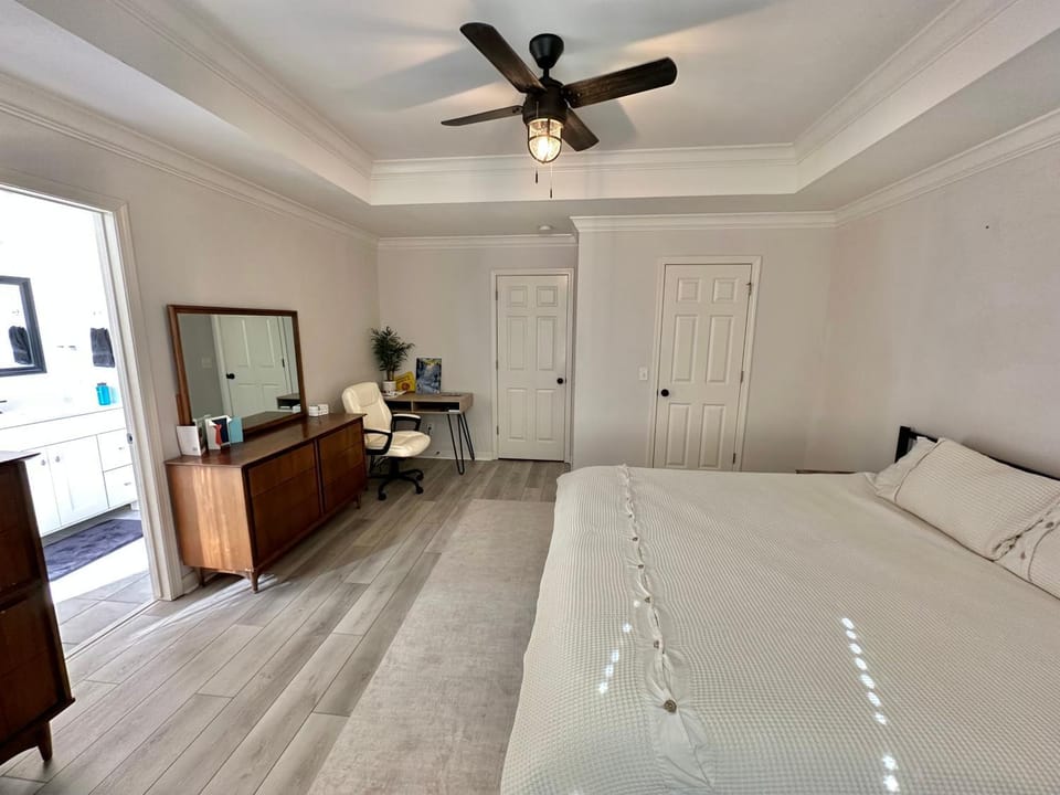 Coler Comforts Vacation rental in Bentonville