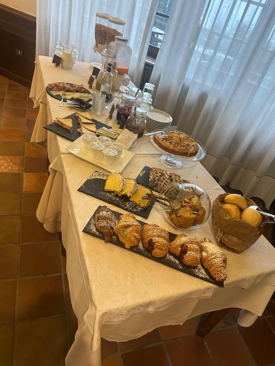 Buffet breakfast