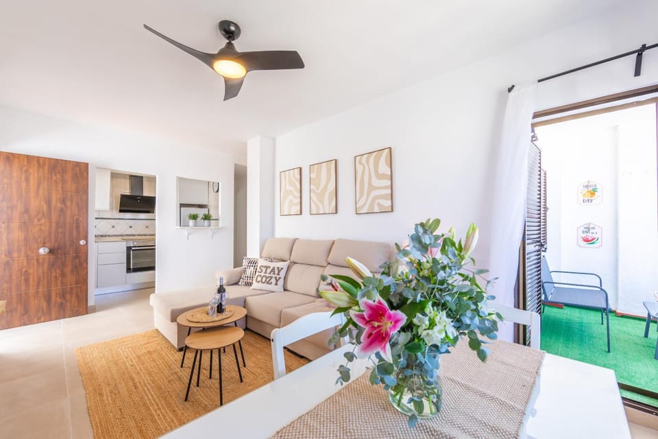 Beach, Pool & Balcony - SimplyTarifa Apartment in Tarifa