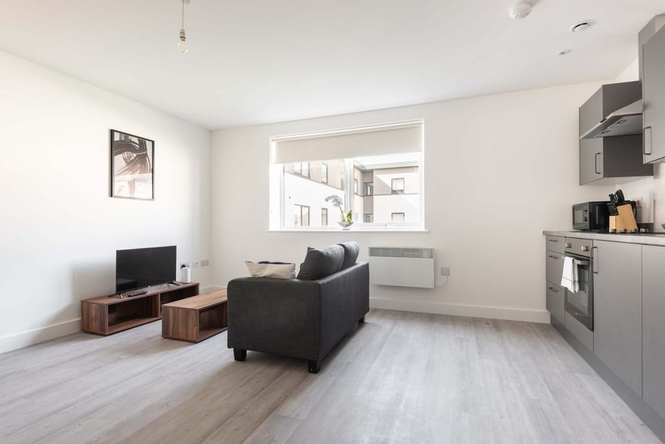 Smart 1 Bedroom Apartment in Bradford with Parking Apartment in Bradford