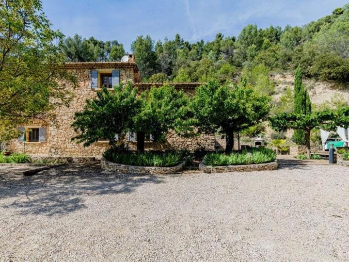 villa l oliveraie Villa in Provence-Alpes-Côte d'Azur