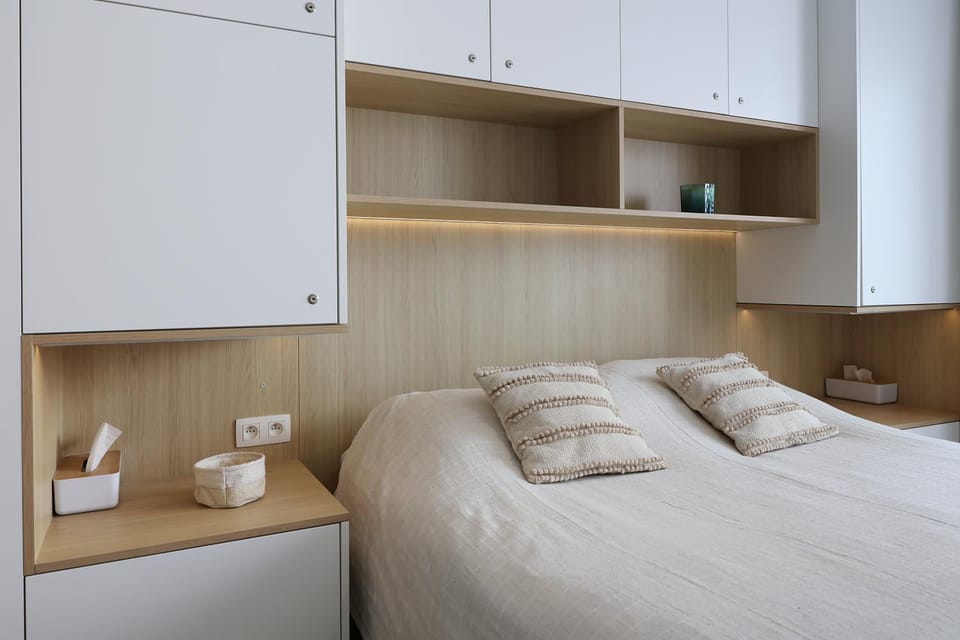 Bed, Photo of the whole room, Bedroom, wardrobe