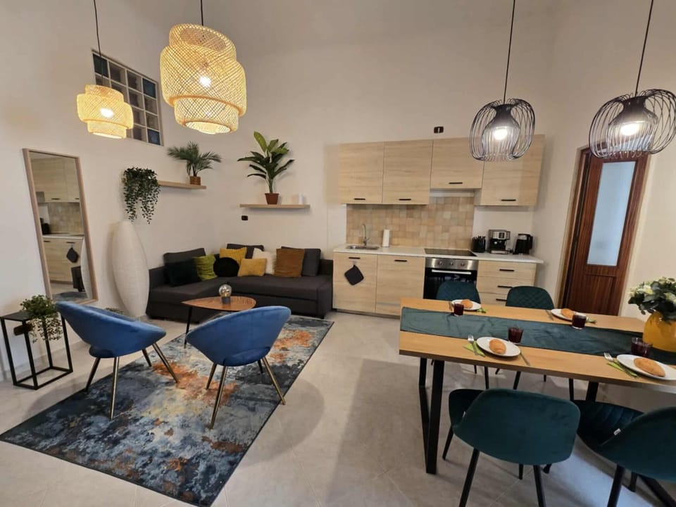 Kitchen or kitchenette, Living room, Seating area, Dining area, oven, stove, toaster