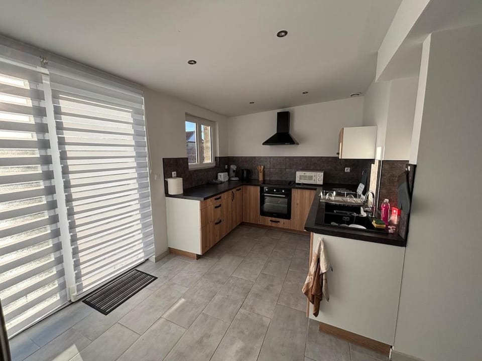 maison terrasse jardin House in Hauts-de-France