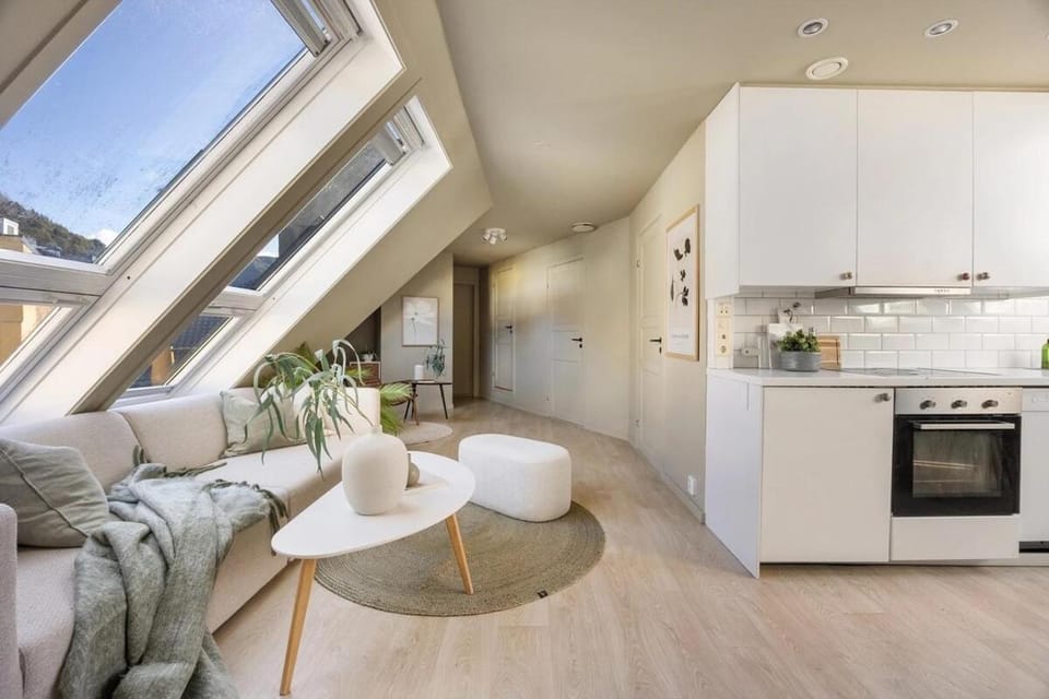 Top-Floor Gem with City Views Apartment in Bergen