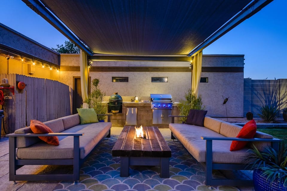 Patio, BBQ facilities, Seating area
