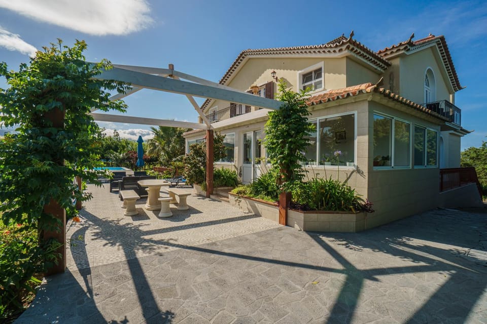 Property building, Garden, Garden, Garden view