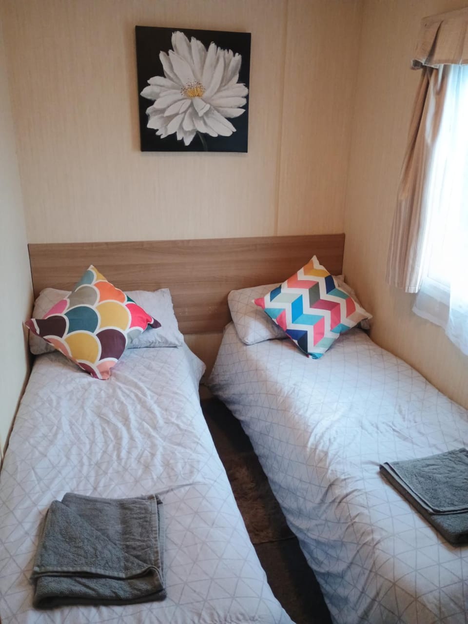 16 Vale Park Campground/ 
RV Resort in Fishguard Holiday Park