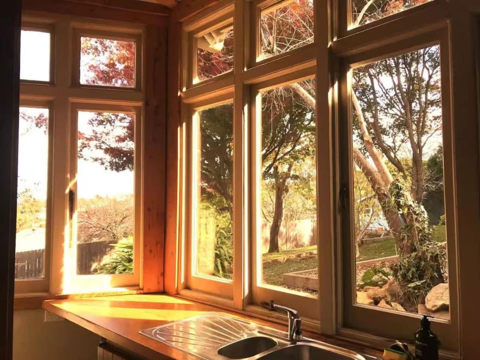 Idlehour - central, cosy classic mountain cottage House in Katoomba