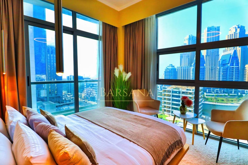 Photo of the whole room, Bedroom, Lake view, Sea view