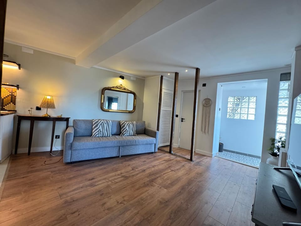 100 Steps Amazing View Apartment in Lisbon