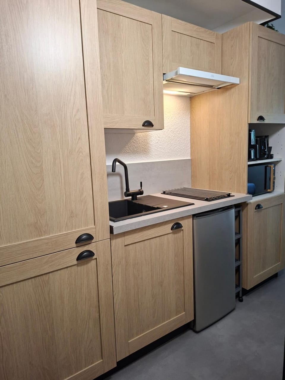 Coffee/tea facilities, Kitchen or kitchenette, pet friendly, stove