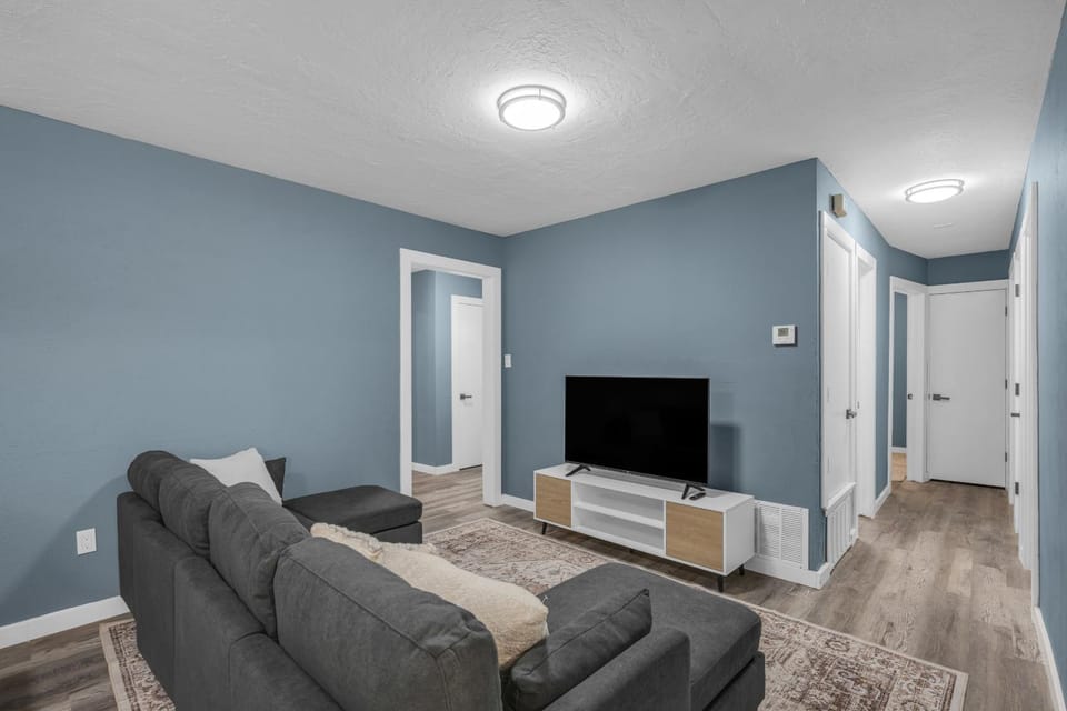 Confy and Cozy - Brand NEW Home House in Lawton