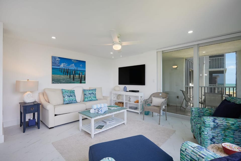 Gorgeous Island Beach Club Condo BRAND NEW House in Sanibel Island