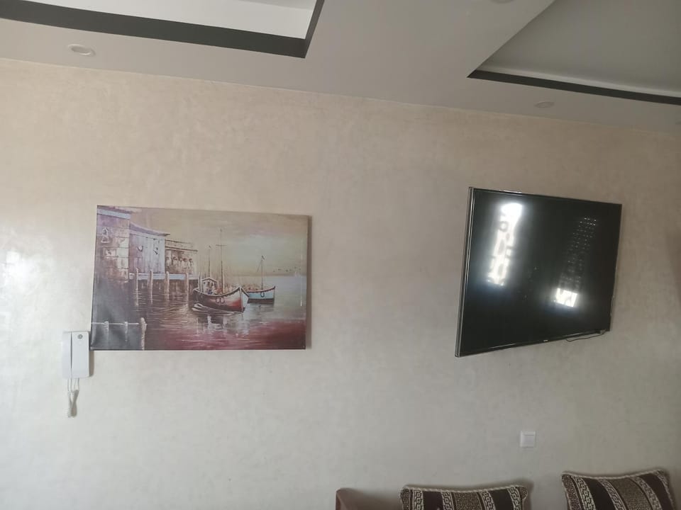 Appartement avec piscine pré Aereport et stade Apartment in Tangier