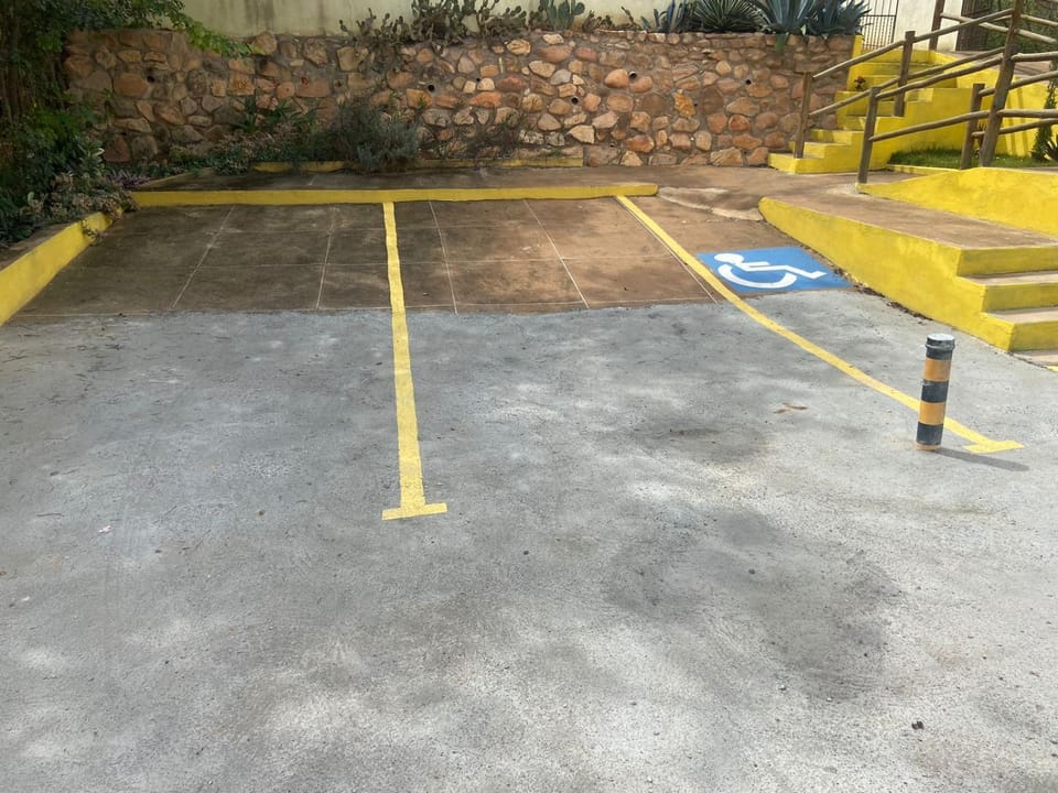 Parking, acessibility