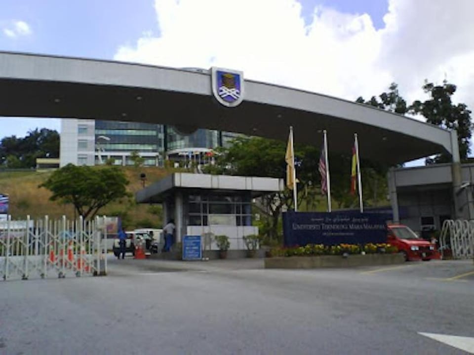 Nearby landmark, Neighbourhood