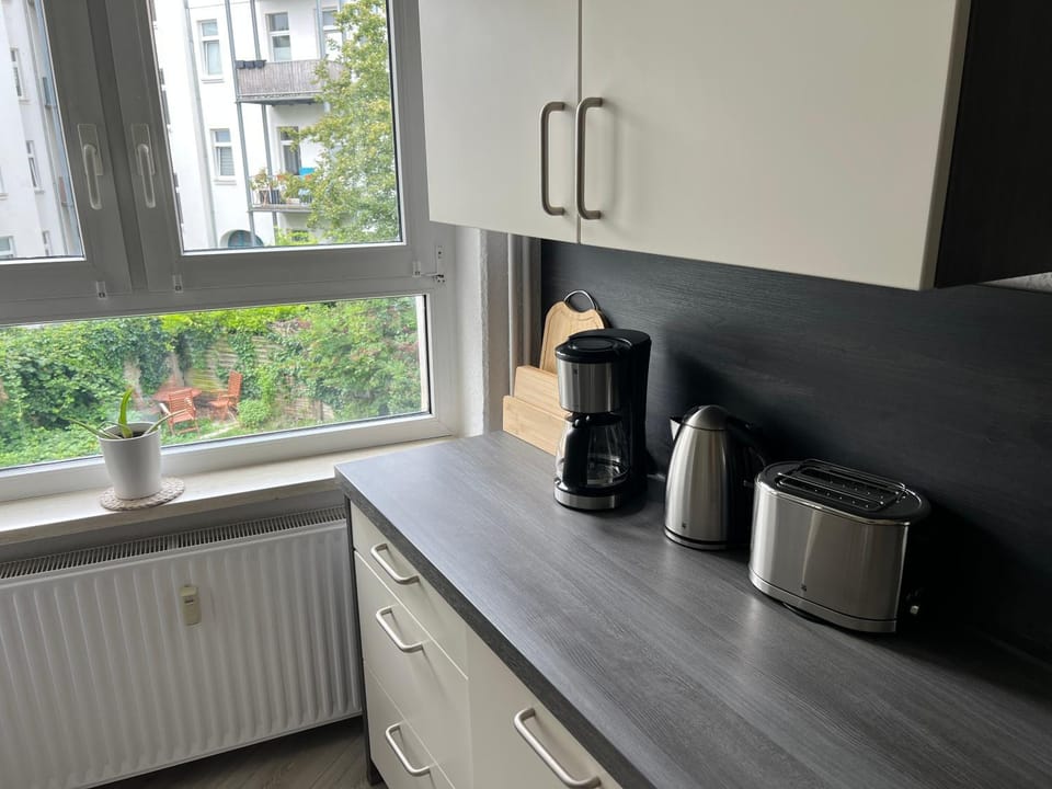 MAGDEBURG STAY MS05 Kleiststrasse 4 - Zentral - Deluxe - 6 Personen - Nahe HBF - Große Wohnung 3 Schlafzimmer - Top Ausstattung Apartment in Magdeburg