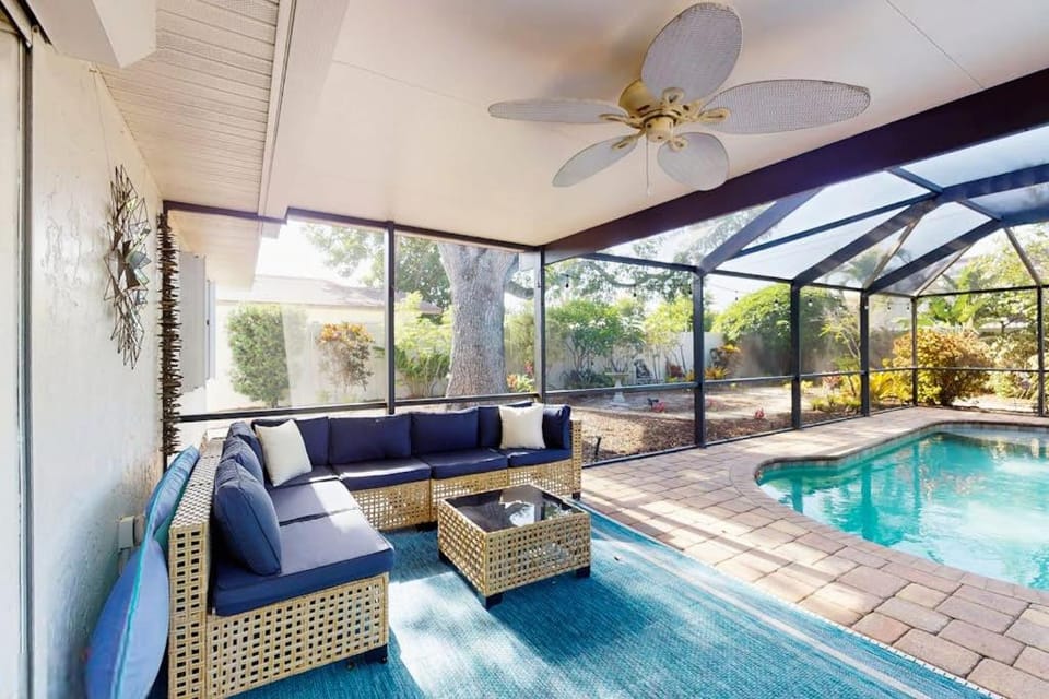 Playa de Sol House in Naples Park