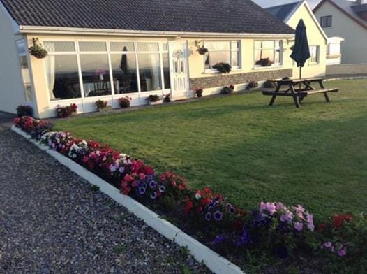 Facade/entrance, Spring, On site, Sea view