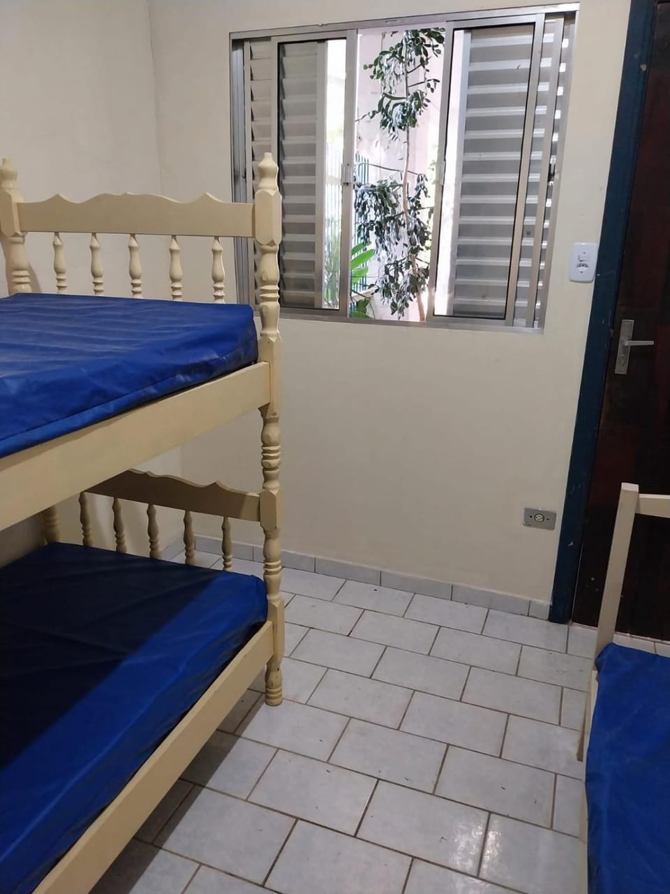 Casa martim de Sá 5 dormitórios piscina perto praia vai a pé ZARA House in Caraguatatuba