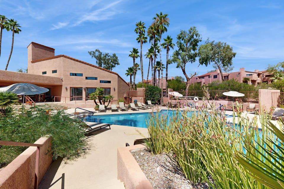 Mtn-View Condo w/ Resort Amenities in Tucson! House in Catalina Foothills