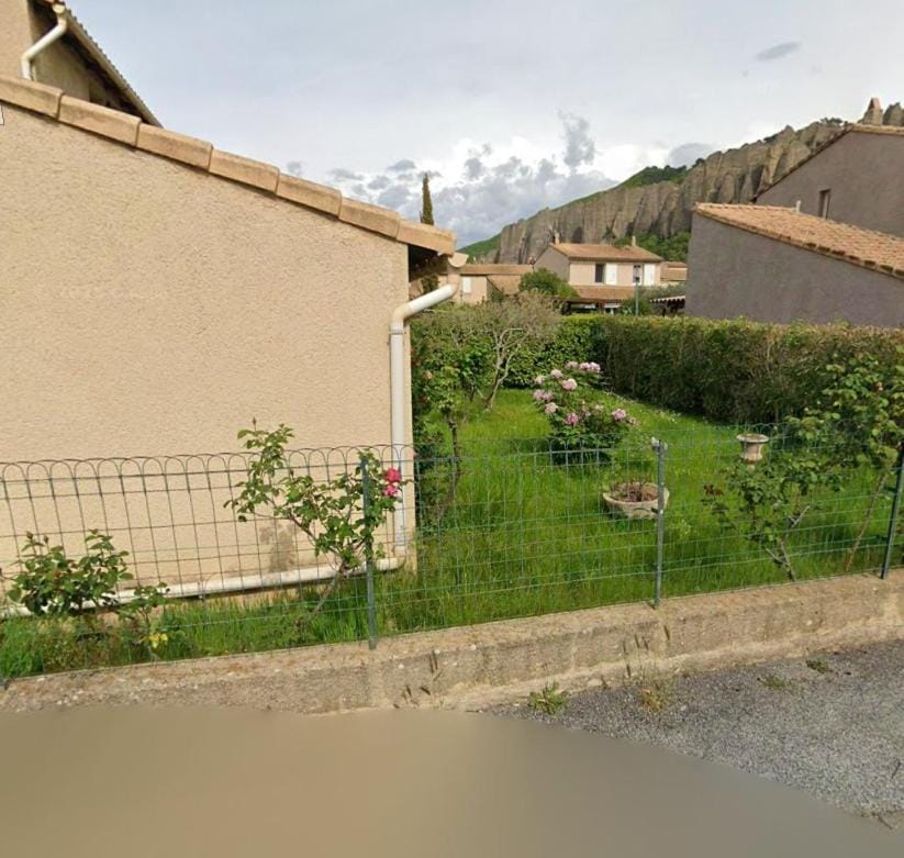 Garden, Garden view