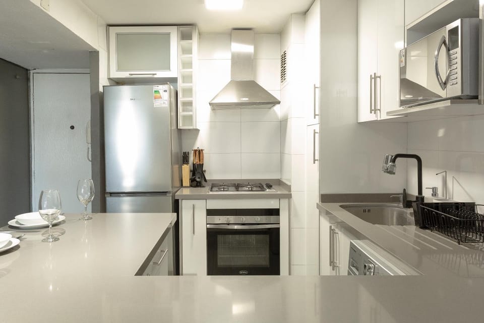 Kitchen or kitchenette, oven